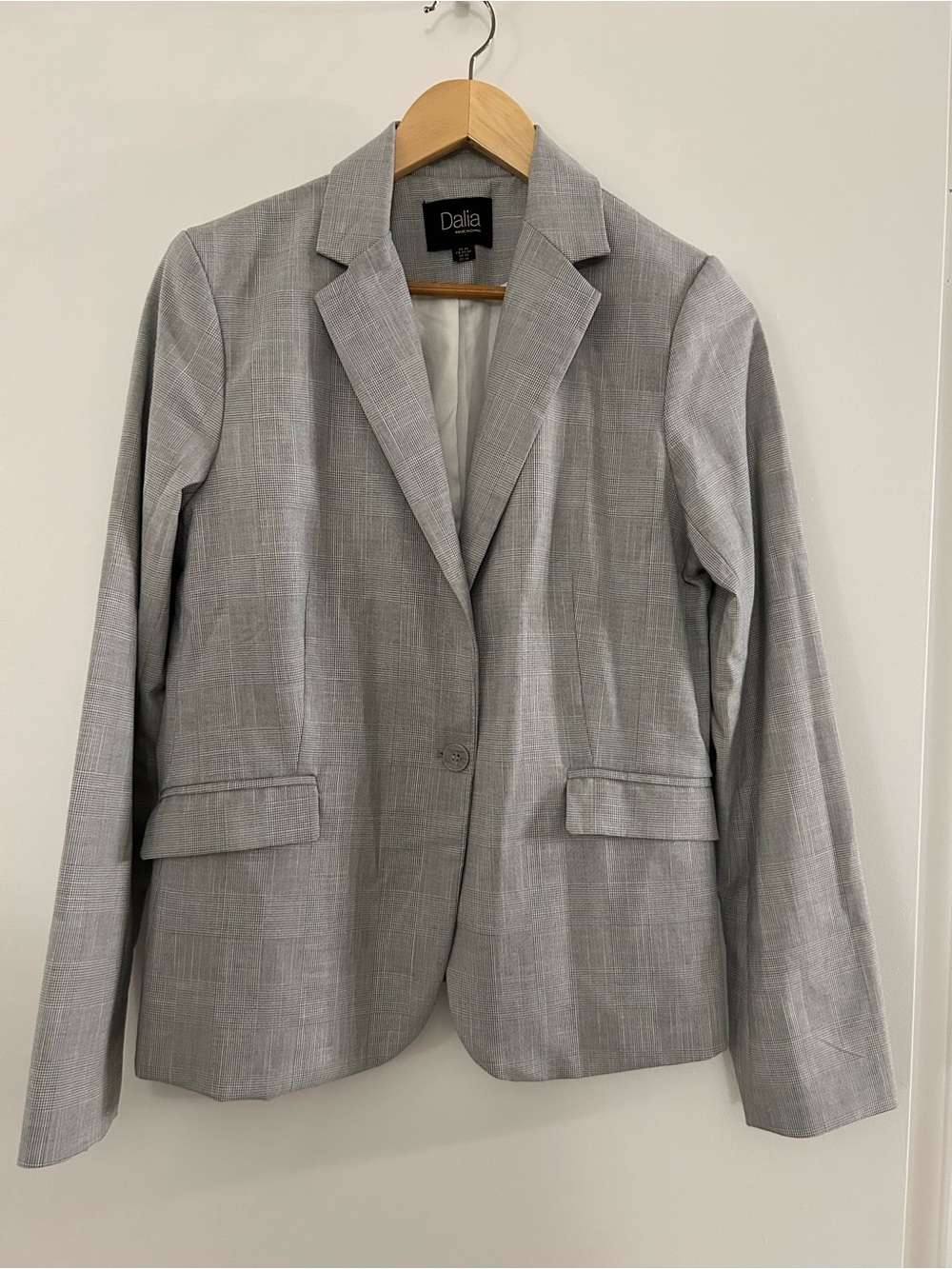 Dalia Light Gray Single-Button Tailored Blazer